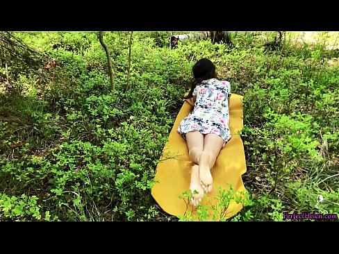 ❤️ 陌生人在Tinder上自慰我的阴部,并在树林里热情地做爱 ️ Hard porn