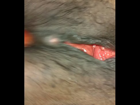❤️ 我的肥美阴部的传播使它喷出 ️ Hard porn