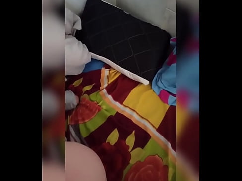 ❤️ 我的室友因为丈夫去度假而独自呆在家里,我趁机操她,用牛奶填满她的屁股 ️ Hard porn